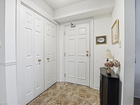 3rd image of 433 Linwell Rd #104