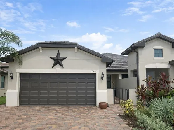 7666 Jacaranda LN, NAPLES, FL 34114