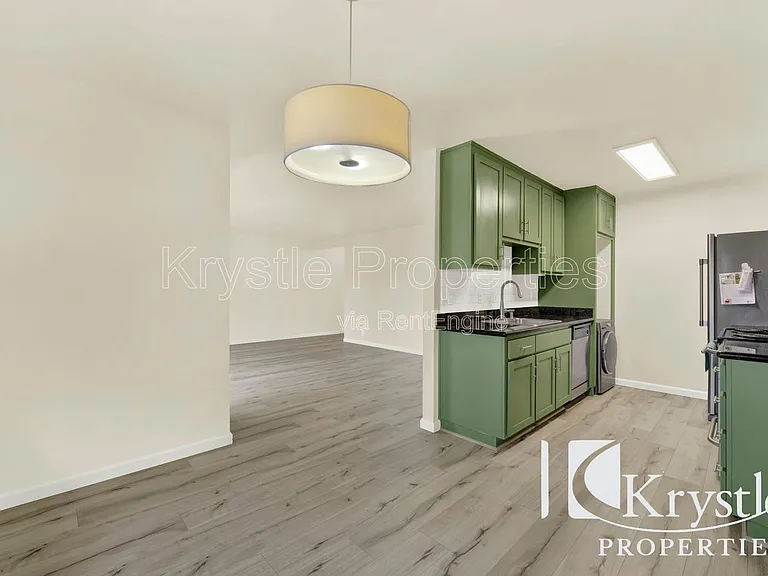 900 Cambridge Dr #176 — Photo 10
