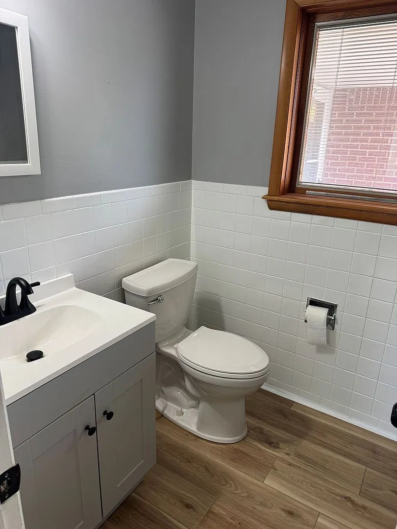 3 Bedroom 2 Bath — Photo 3
