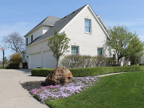 4th image of 1905 Ottawa Ln