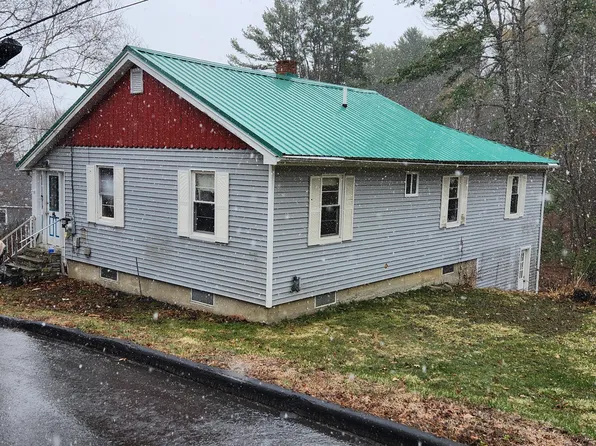 14 Getchell Street, Bath, ME 04530