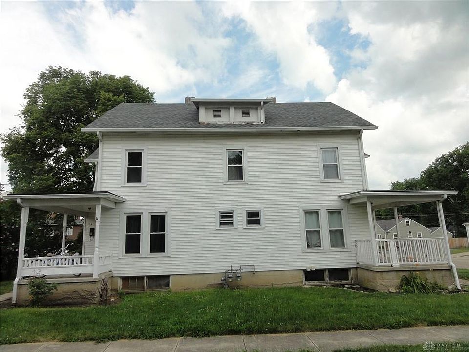 1st image of 34 E Main St