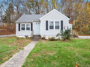 1495 Norwich New London Tpke, Uncasville, CT 06382