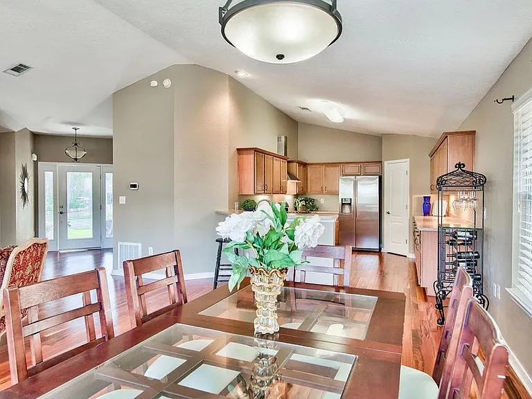 211 Wekiva Cv — Photo 11