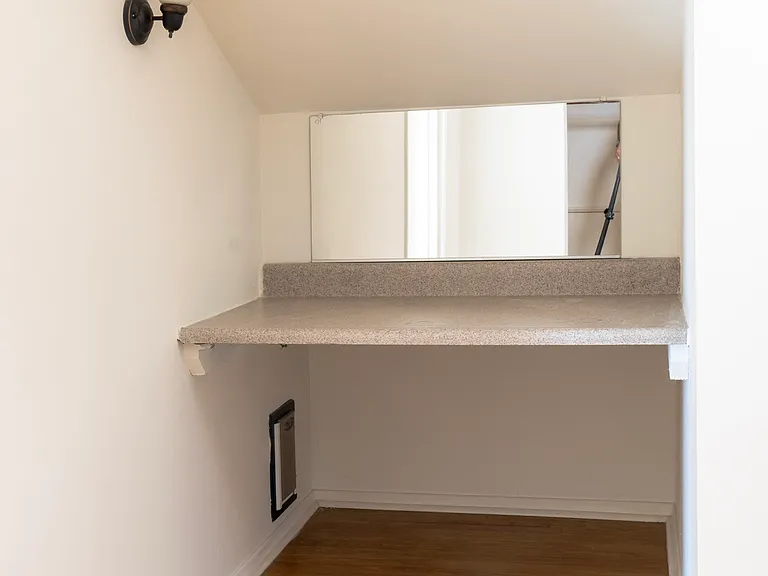 1014 N Gardner St #1015 — Photo 24