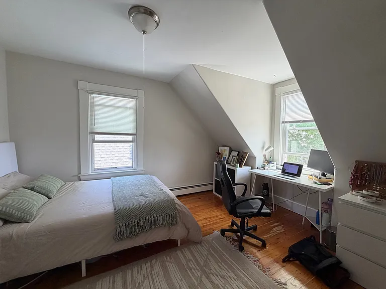 9 Concord Ave — Photo 6
