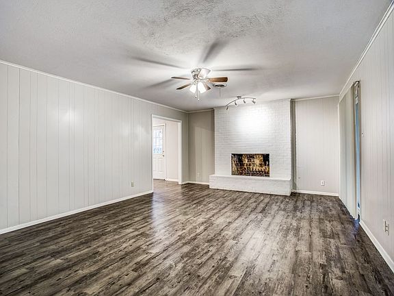 2nd image of 3428 Wren Ave