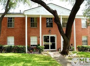 231 W Silver Sands Dr APT 3, San Antonio, TX 78216
