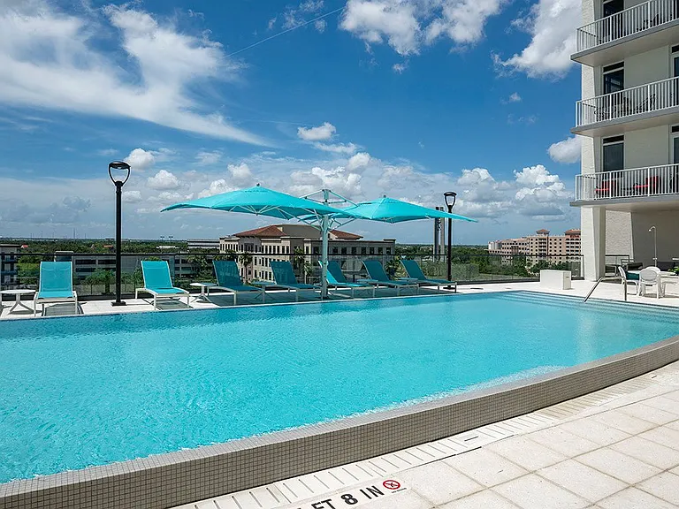 WaterView Echelon City Center — Photo 26