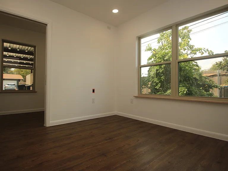 7103 Twin Crest Dr — Photo 15