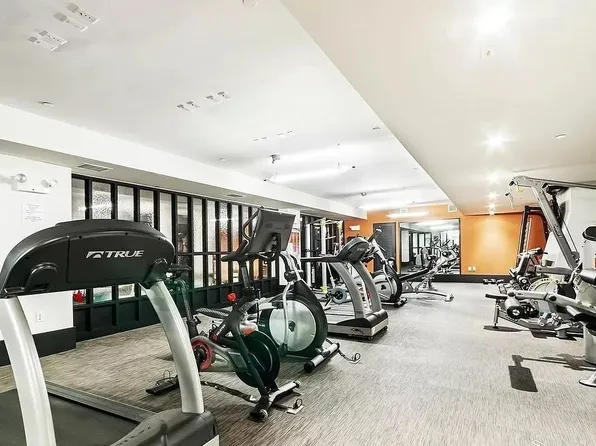 51 Jay Street image 9 of 12