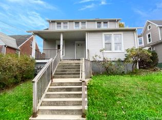 97 Gurnee Ave, Haverstraw, NY