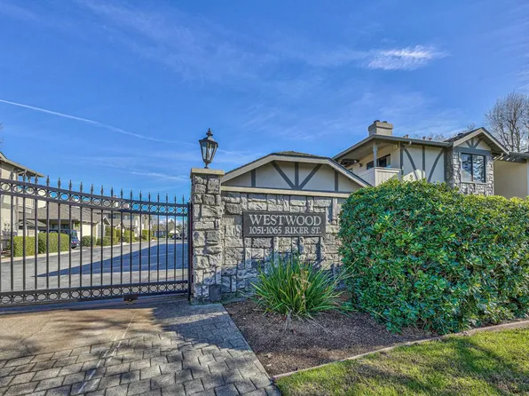 1061 Riker St Unit 7, Salinas, CA 93901