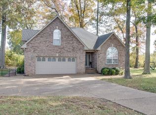 203 Evergreen St, Portland, TN 37148