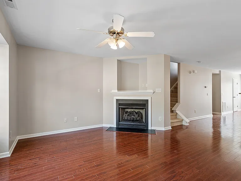 10028 Blackwell Dr — Photo 8