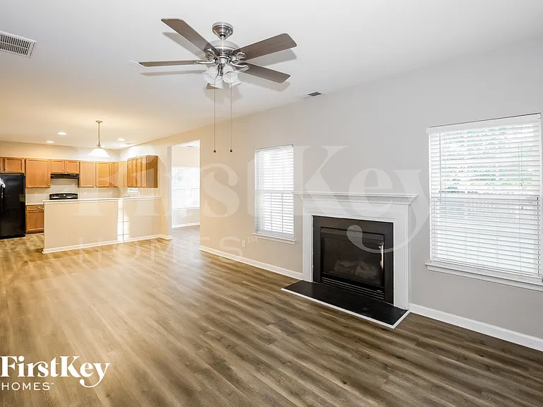 11101 Dulin Creek Blvd — Photo 5