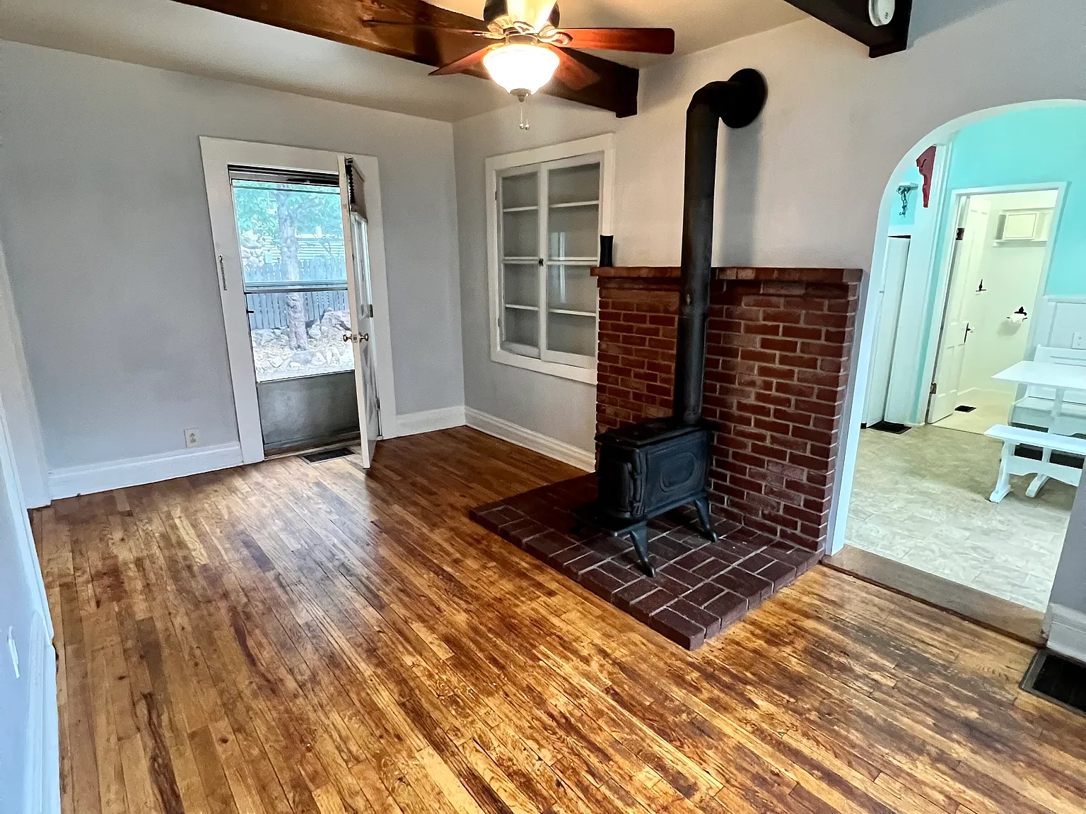 410 Canon Avenue — Photo 2