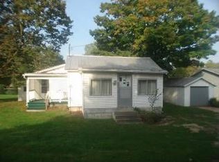 251 Baldwin St, Lyons, MI 48851