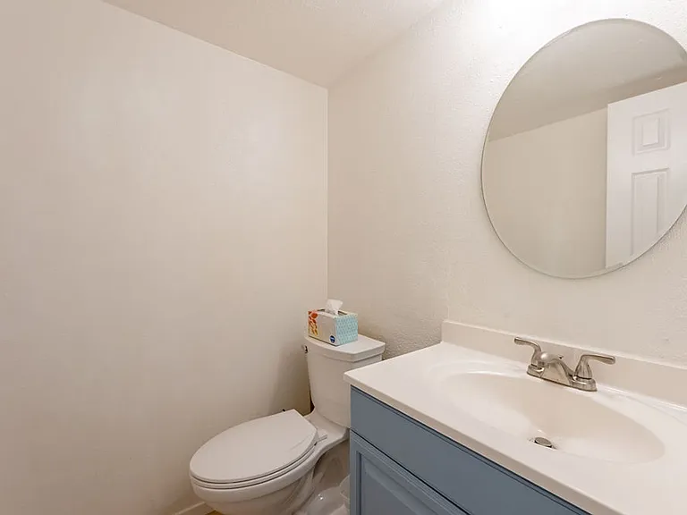 9604 Blue Creek Ln — Photo 6