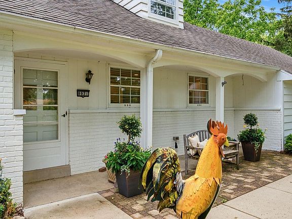 4th image of 8921 N Lake DRIVE