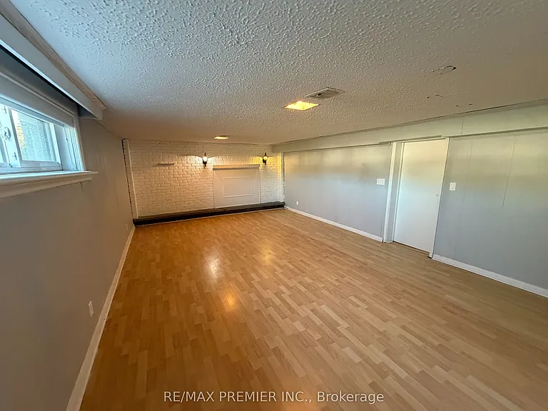 9 Blaydon Ave — Photo 20