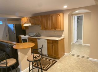 68 Terrehans Ln, Syosset, NY 11791