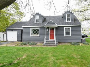 100 Lynn Dr, North Syracuse, NY 13212