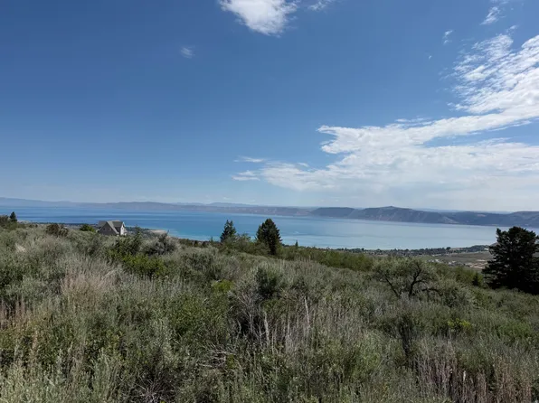 2610 S Panorama Cir, Garden City, UT 84028