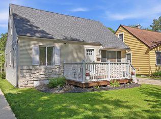 12280 Syracuse St, Taylor, MI 48180