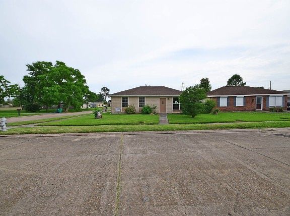 5th image of 141 Elvie Ct