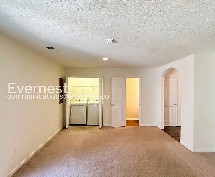18339 Democracy Ave — Photo 11