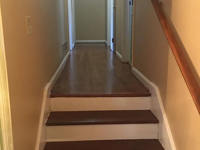 2320 Mountain Oaks Ln — Photo 14