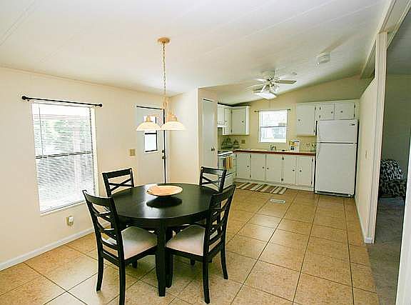 4th image of 21 Sea Fern Dr