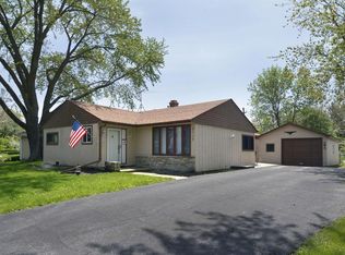2117 Quail Ln, Rolling Meadows, IL 60008