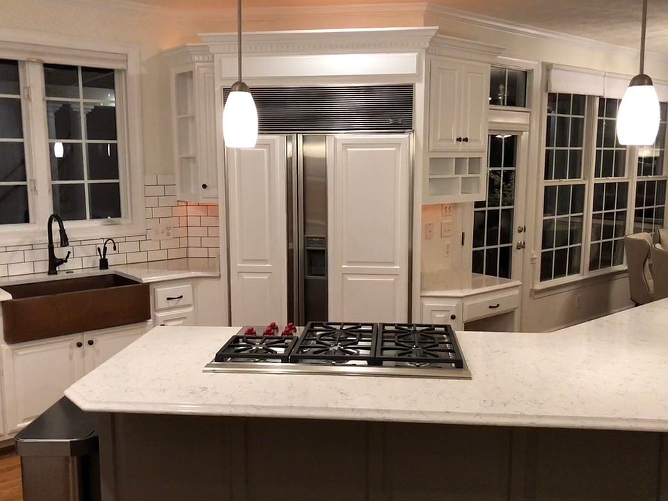 1st image of 102 Fisher Ct