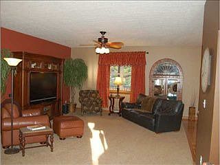 3rd image of 2080 Huron Dr