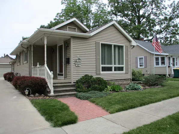 507 N Mackinaw St, Durand, MI 48429