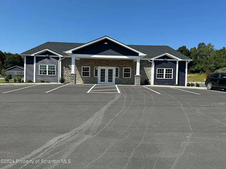 101 Circle Dr — Photo 9