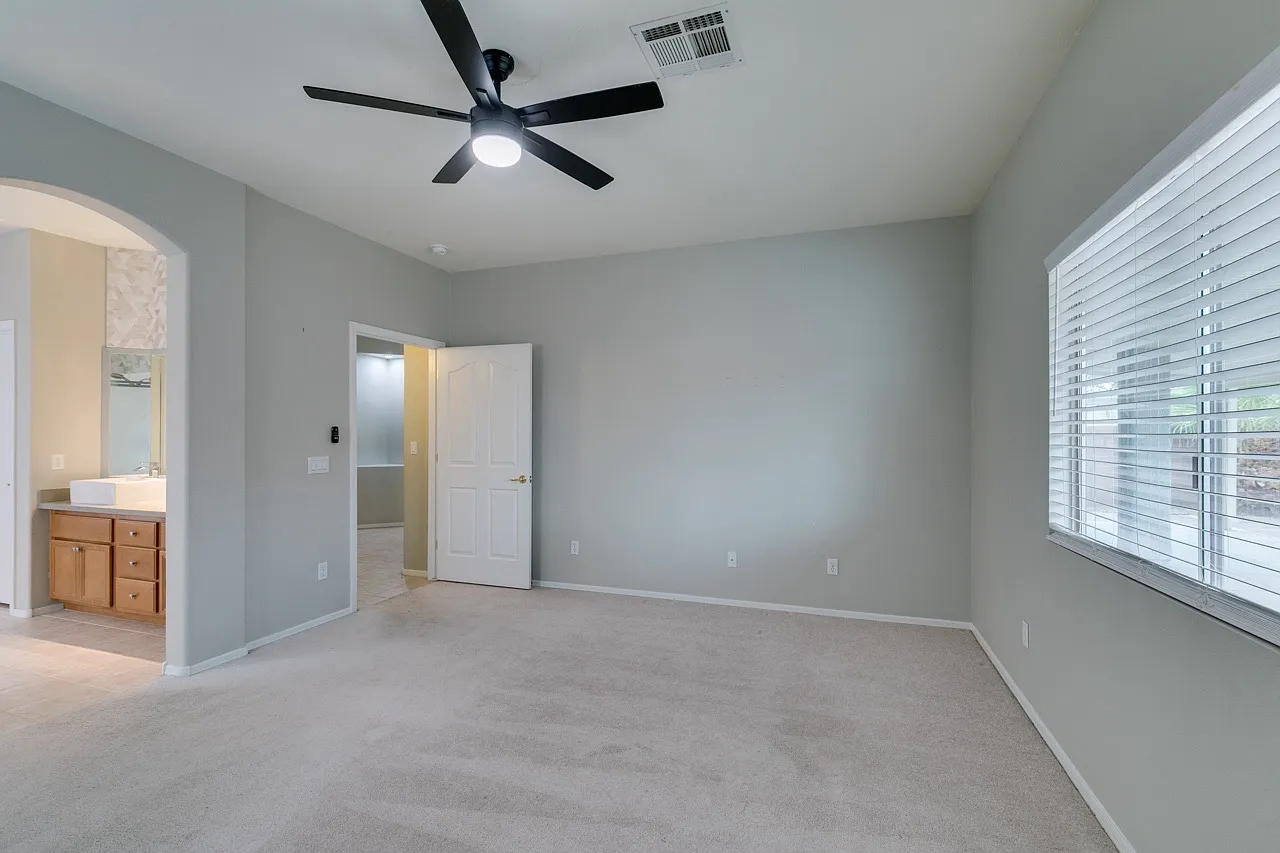 3 bed, 1622 sqft, $2,000 — Photo 4