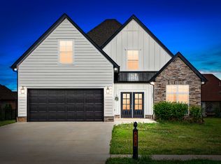 815 Jersey Dr, Clarksville, TN 37043
