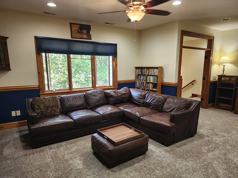 16946 Belle Isle Dr — Photo 20