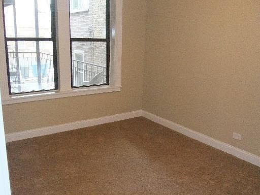 4th image of 2130 N Oakley Ave APT 3