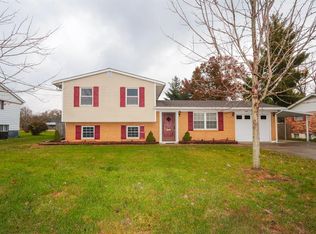 326 Vinnedge Ave, Fairfield, OH 45014