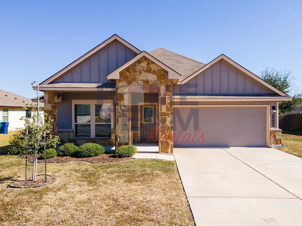 1808 Fall Creek Ct