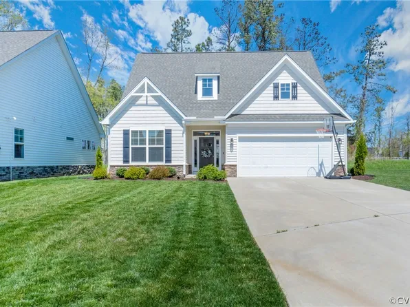 1918 Mainsail Ln, Chester, VA 23836