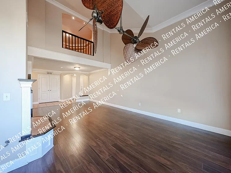 1701 E Colter St #456 — Photo 2