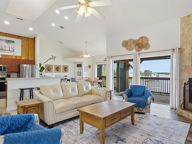 6731 Arroyo Dr — Photo 8