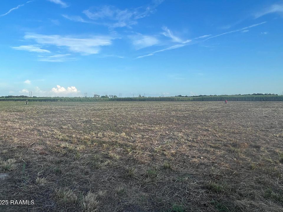 2nd image of 127 Monte Rd