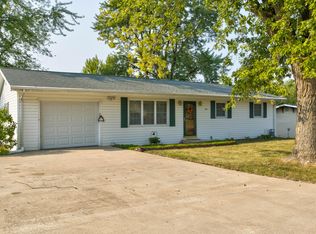 404 Meadow Ln, Hallsville, MO 65255